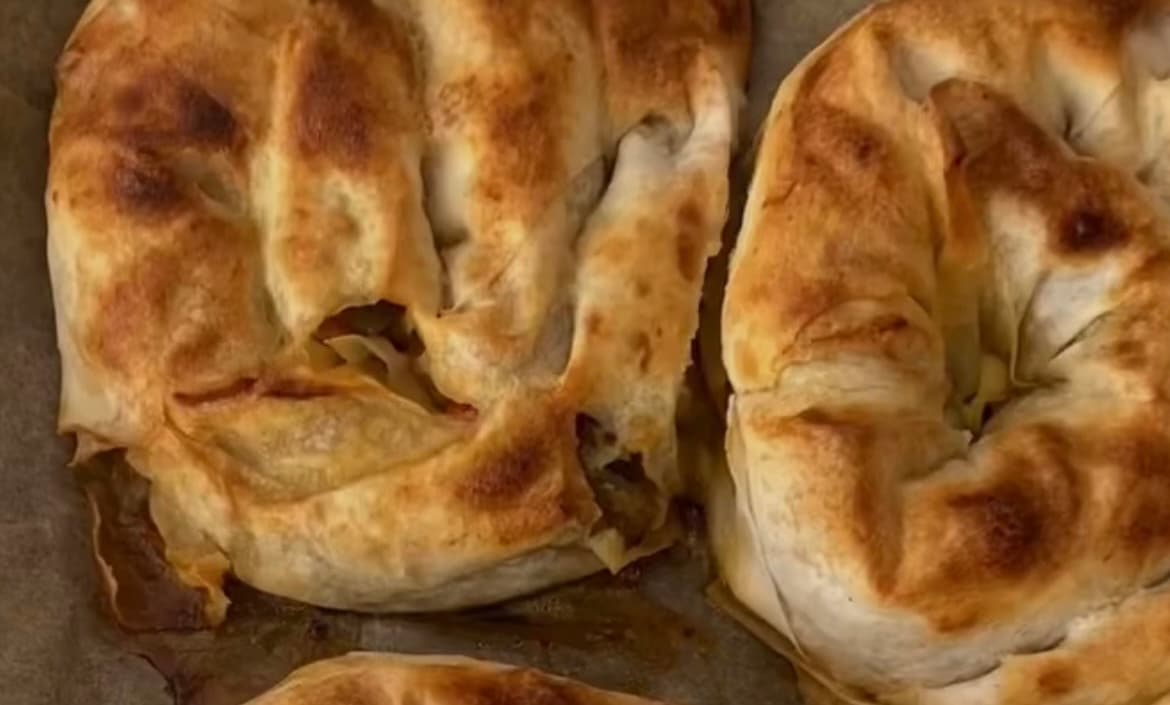Patlıcanlı Börek - Egeli Betty
